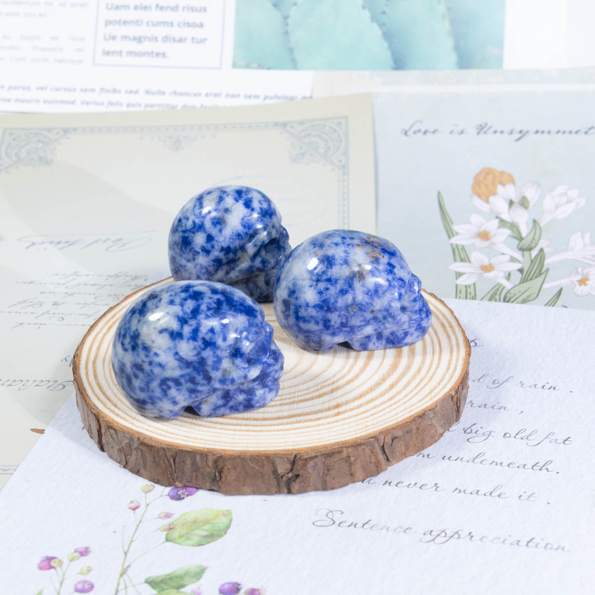 1.5-Inch Blue Spot Stone Skull In Bulk