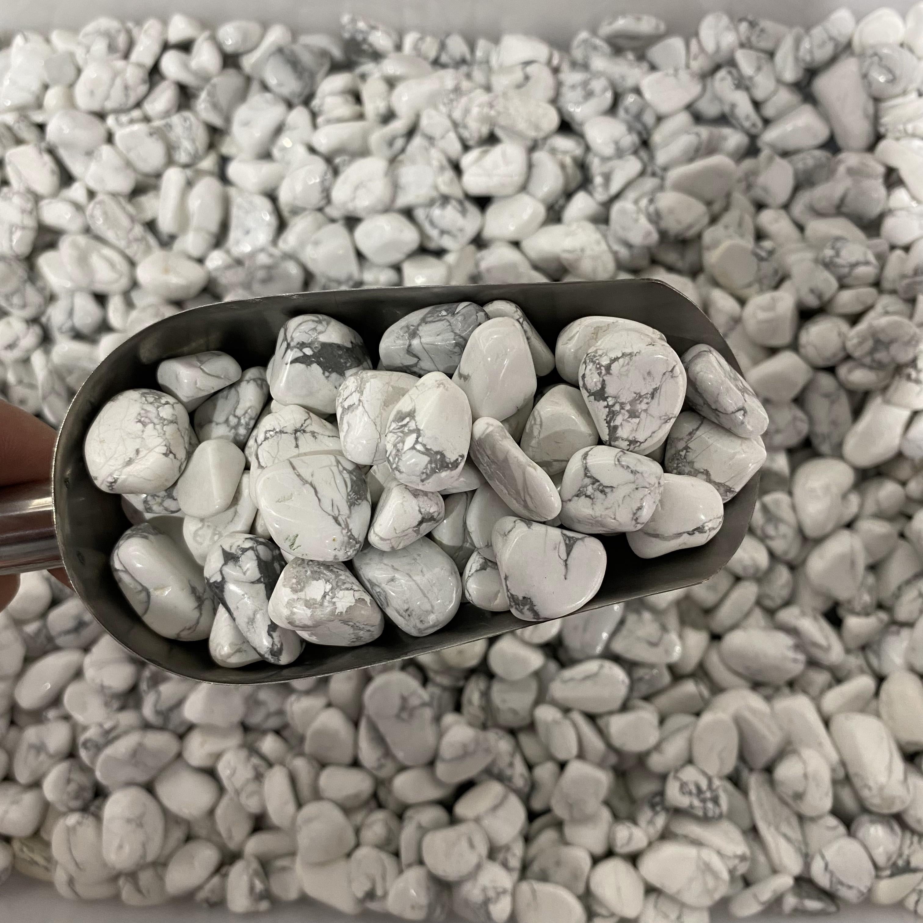 1.5-2.5cm Howlite Crushed Stones In Bulk